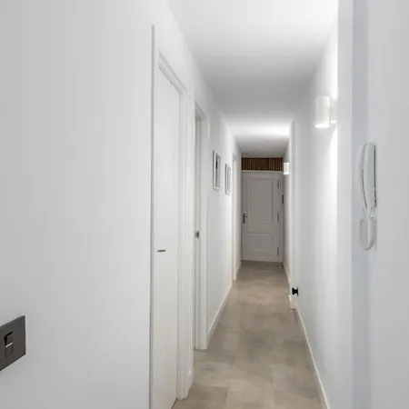 Apartament Naos